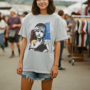 🇬🇧vintage Les Miserables London Tees , women M